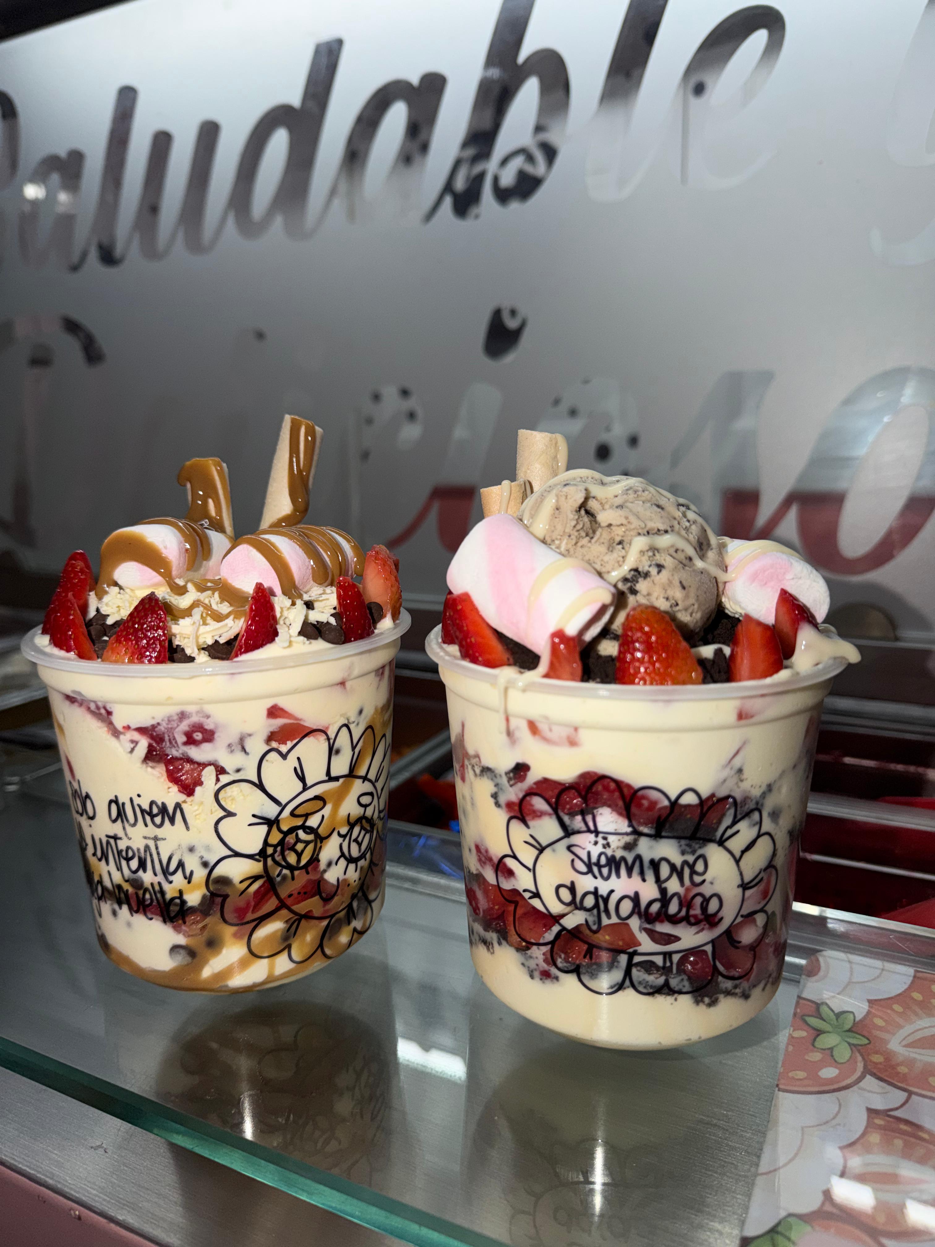 Fresas con crema de @fresas.de.girardota 1